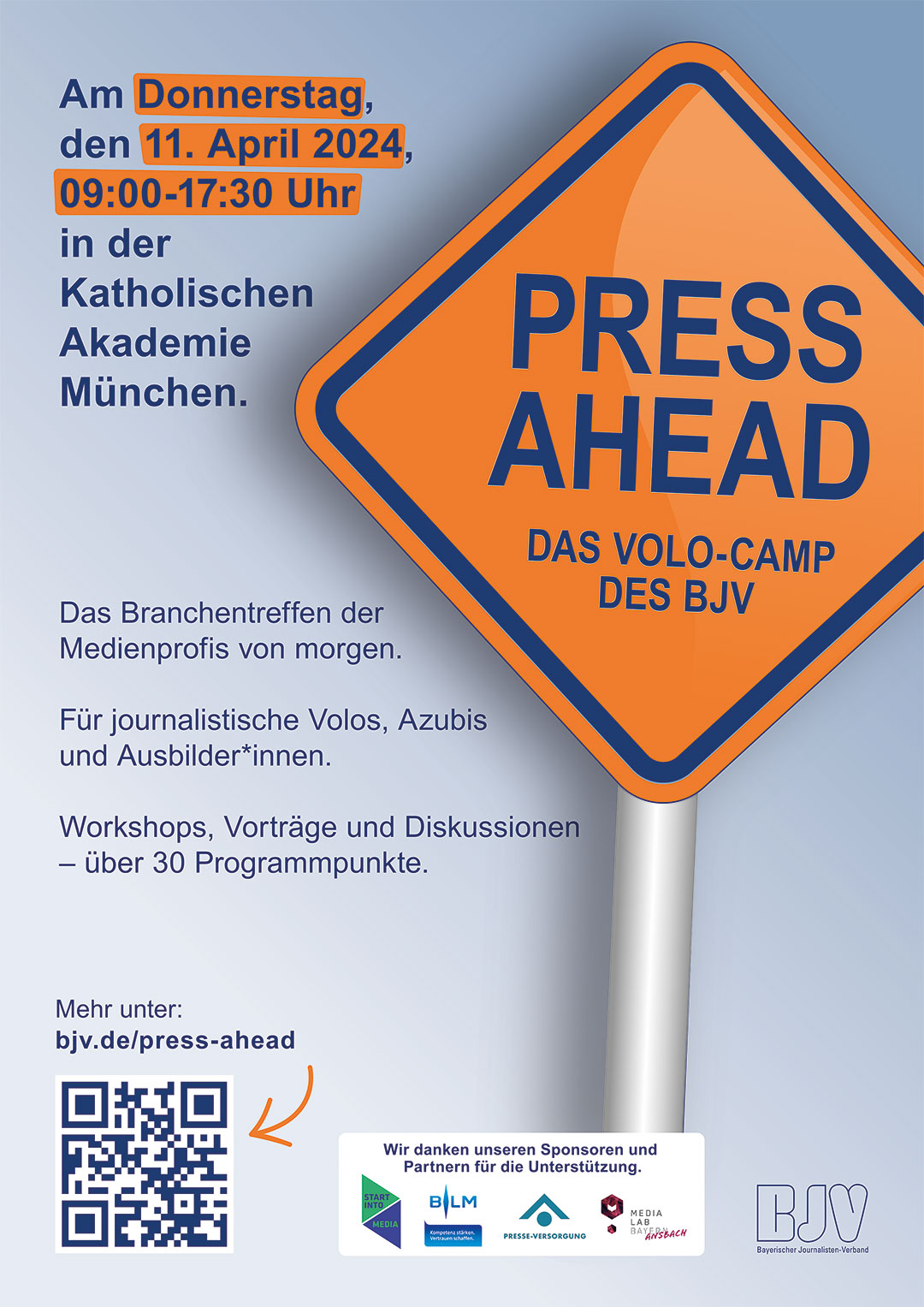 Eine Postkarte zur Pressefreiheit mit einem Schild PRESS AHEAD drauf